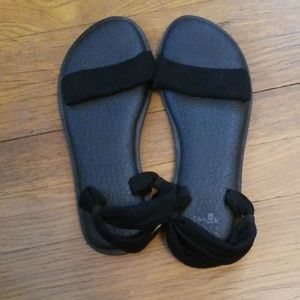 Sanuk Women's Yoga Sling with Toe Strap sz6